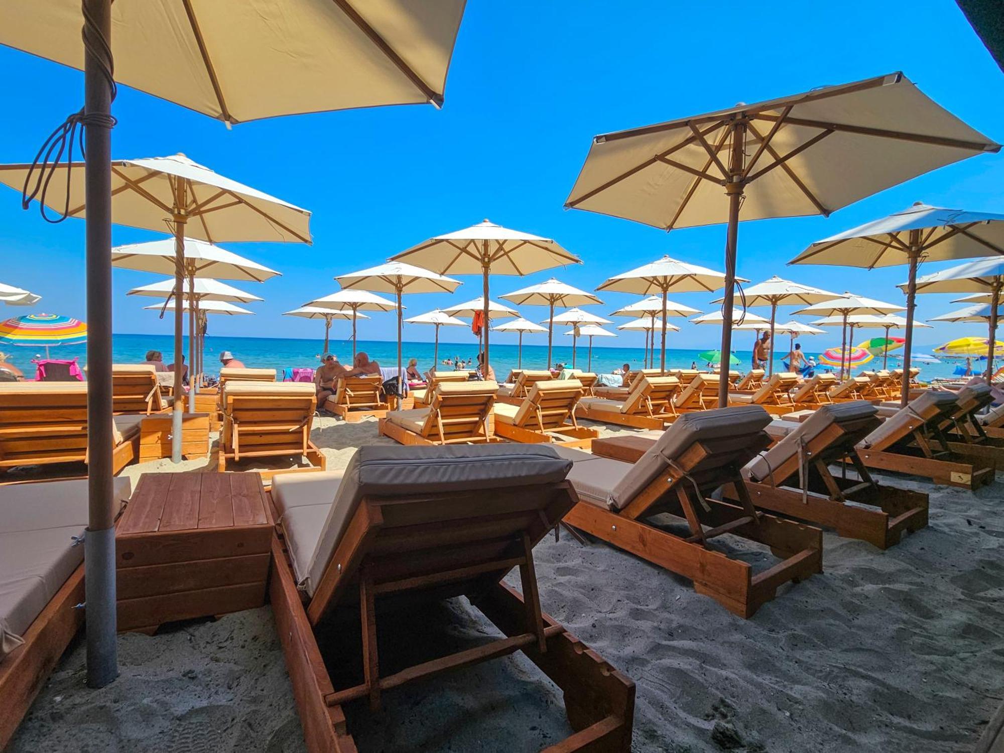 Akteon Girni Hotel Paralia Katerinis Ngoại thất bức ảnh